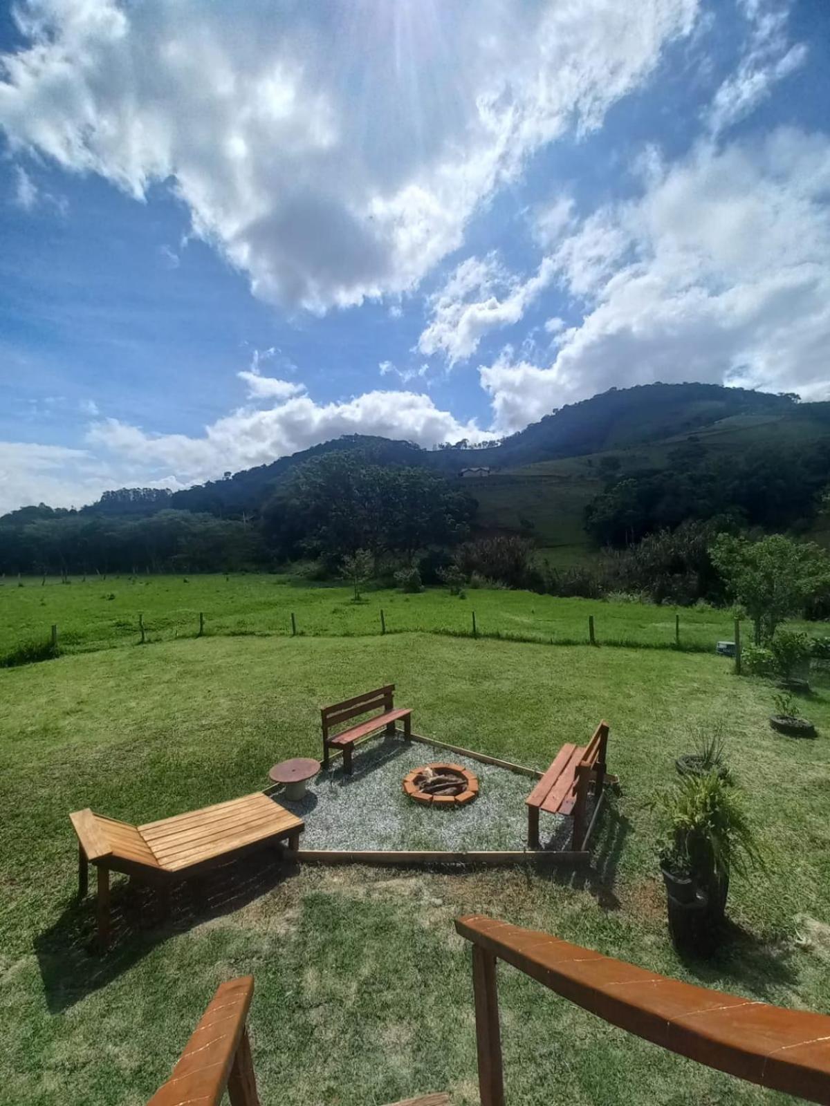 Chales Refugio No Campo ซานโต อังตัวนิโอ โด ปิงญัล ภายนอก รูปภาพ