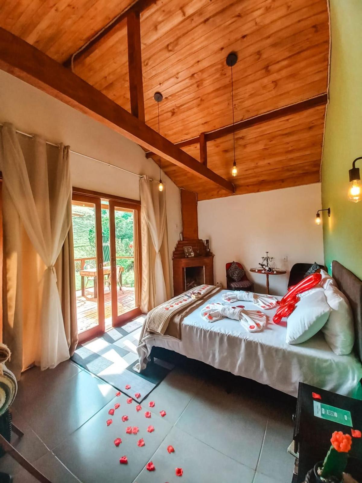 Chales Refugio No Campo ซานโต อังตัวนิโอ โด ปิงญัล ภายนอก รูปภาพ